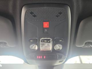 PEUGEOT 2008 usata, con Autoradio digitale