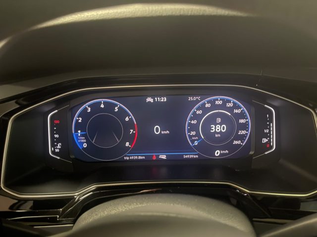 VOLKSWAGEN Taigo usata, con Fari LED