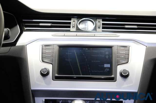 VOLKSWAGEN Passat Variant usata 44