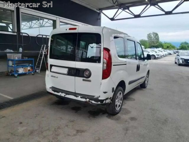 FIAT Doblo usata, con Airbag