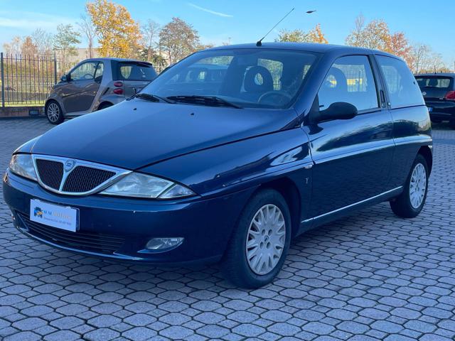 LANCIA Y usata, con ABS