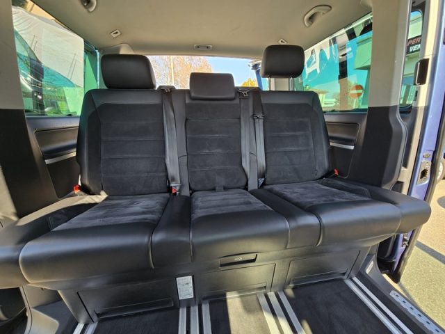 VOLKSWAGEN Multivan usata, con Climatizzatore