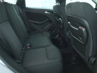 MERCEDES-BENZ B 180 usata 13