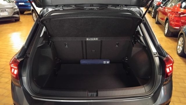 VOLKSWAGEN T-Roc usata, con Climatizzatore