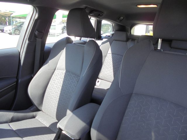 TOYOTA Corolla usata, con Specchietti laterali elettrici
