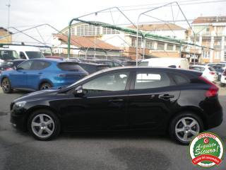 VOLVO V40 usata, con Autoradio