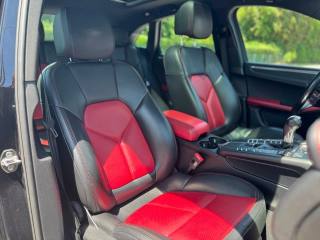 PORSCHE Macan usata, con Park Distance Control