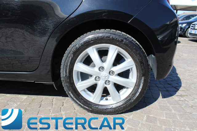 TOYOTA Yaris usata, con Servosterzo