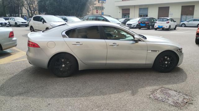 JAGUAR XE usata, con Chiusura centralizzata