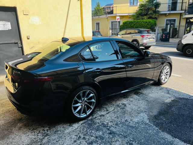 ALFA ROMEO Giulia usata, con Autoradio