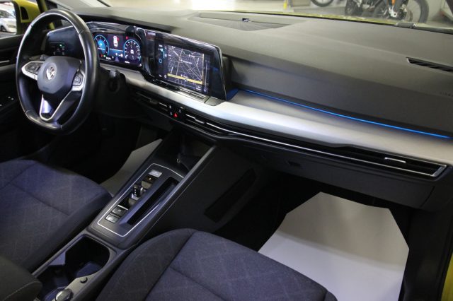 VOLKSWAGEN Golf Variant usata, con Climatizzatore