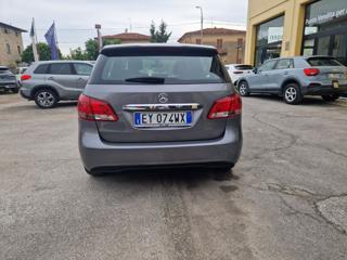 MERCEDES-BENZ B 180 usata, con Climatizzatore