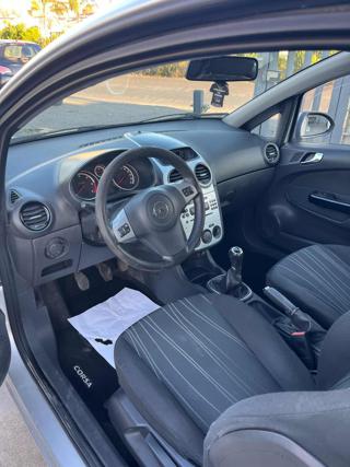 OPEL Corsa usata, con Controllo trazione
