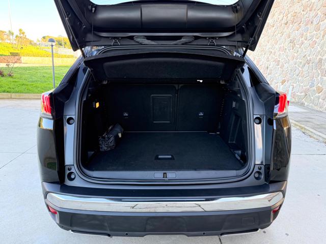 PEUGEOT 3008 usata, con Autoradio digitale