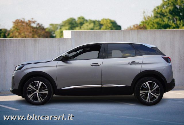 PEUGEOT 3008 usata, con Airbag
