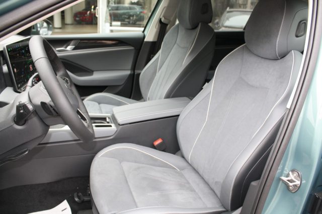 VOLKSWAGEN Passat Variant usata, con Controllo trazione