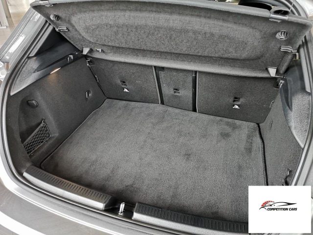 MERCEDES-BENZ A 180 usata, con Telecamera per parcheggio assistito