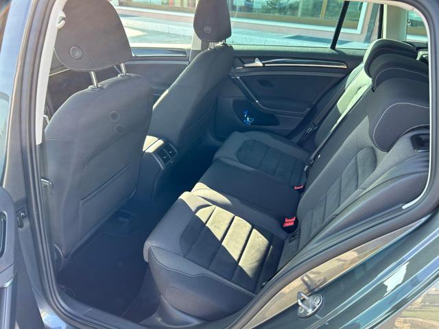 VOLKSWAGEN Golf Variant usata, con Controllo automatico clima
