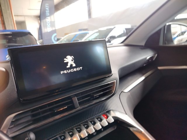 PEUGEOT 3008 usata, con Telecamera per parcheggio assistito