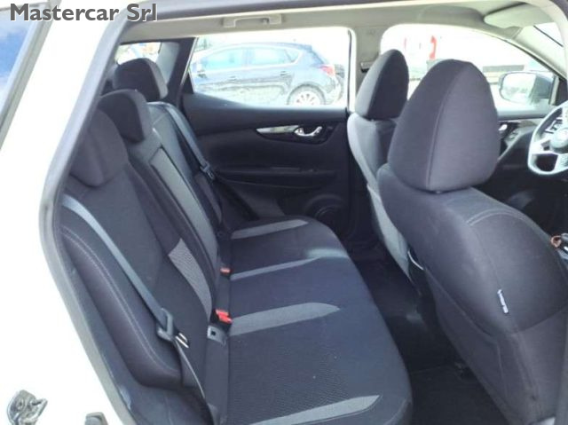 NISSAN Qashqai usata, con Boardcomputer