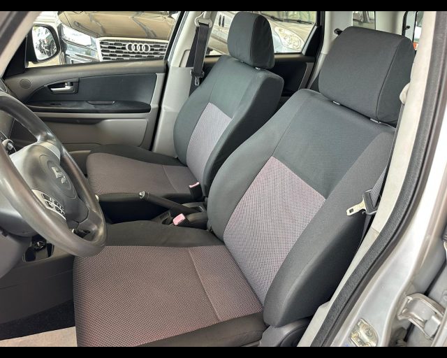 SUZUKI SX4 usata, con Specchietti laterali elettrici