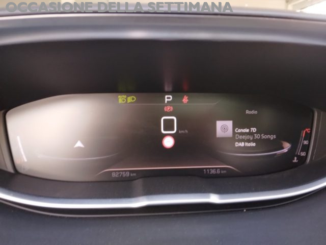PEUGEOT 5008 usata, con Fari LED