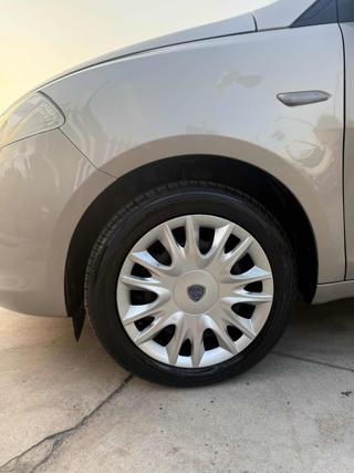 LANCIA Ypsilon usata, con Chiusura centralizzata