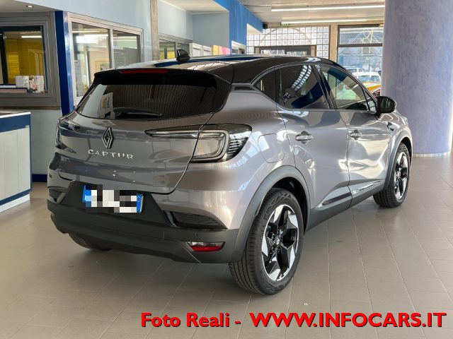 RENAULT Captur usata, con Airbag