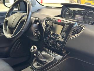 LANCIA Ypsilon usata, con Controllo trazione