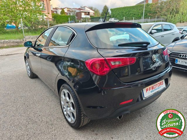 ALFA ROMEO Giulietta usata, con Autoradio