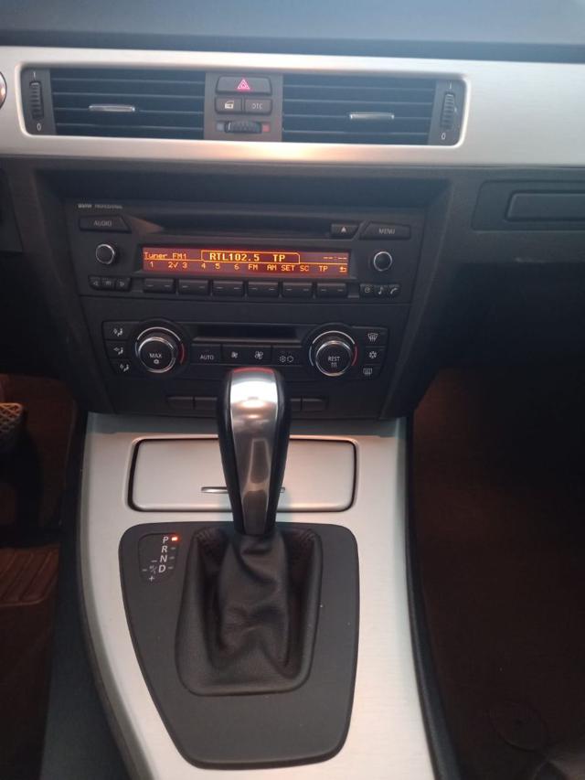 BMW 330 usata, con Controllo trazione