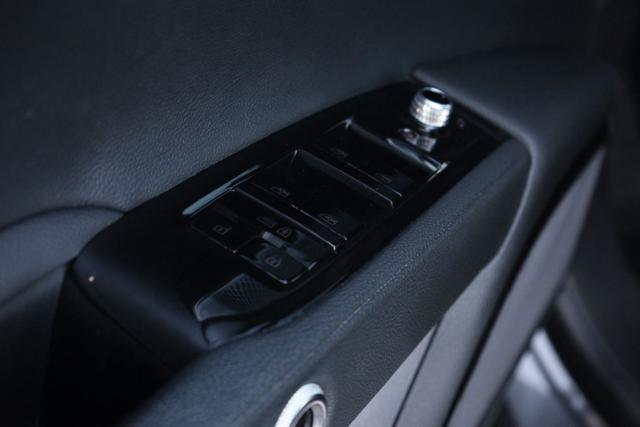 MASERATI Grecale usata, con Volante in pelle