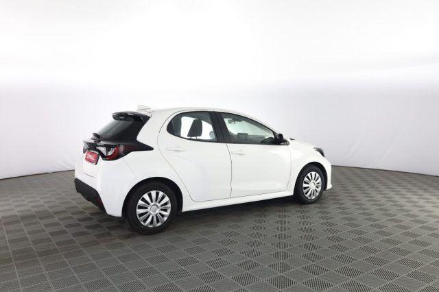 TOYOTA Yaris usata 2