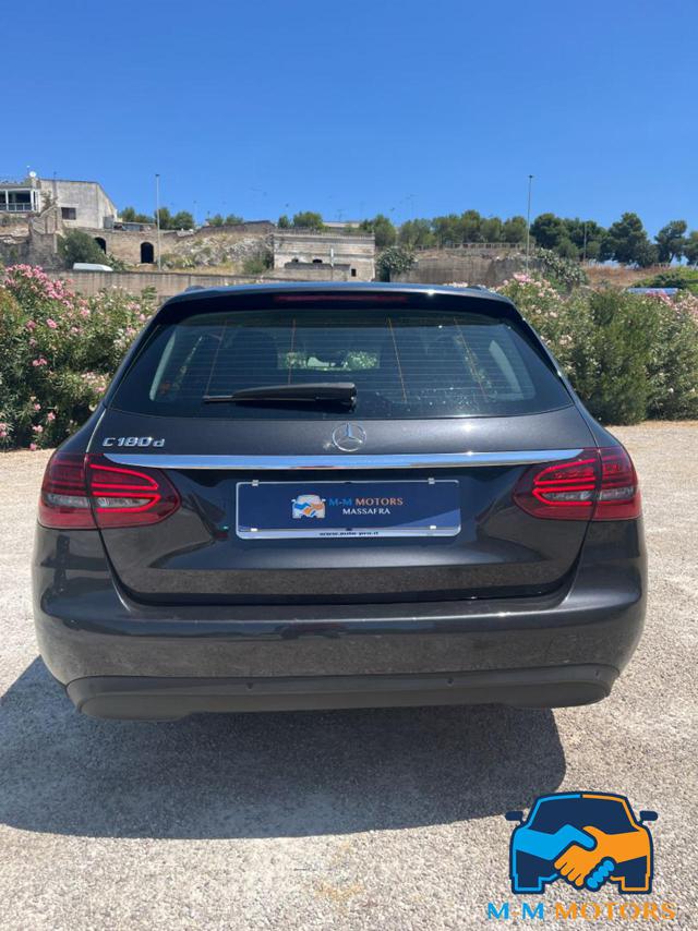 MERCEDES-BENZ C 180 usata, con Cerchi in lega