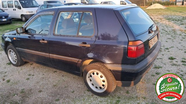 VOLKSWAGEN Golf usata 1