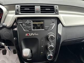 MAHINDRA KUV100 usata, con ESP