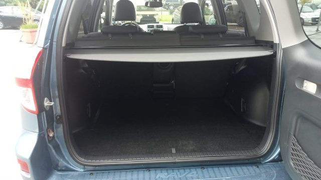 TOYOTA RAV 4 usata, con Controllo trazione
