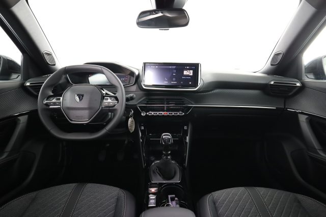 PEUGEOT 2008 usata 10