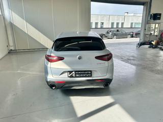 ALFA ROMEO Stelvio usata, con Autoradio