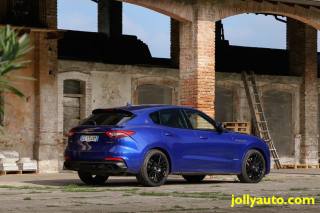MASERATI Levante usata, con Autoradio