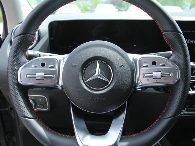 MERCEDES-BENZ GLA 220 usata, con Controllo trazione