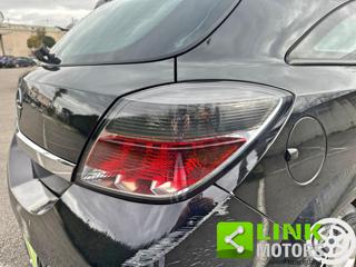 OPEL Astra usata, con Sedile posteriore sdoppiato
