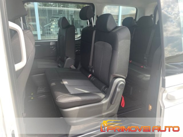 HYUNDAI Staria usata, con Airbag