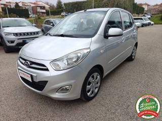 HYUNDAI i10 usata, con Airbag