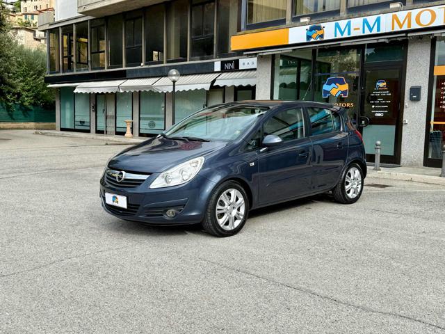OPEL Corsa usata, con Climatizzatore
