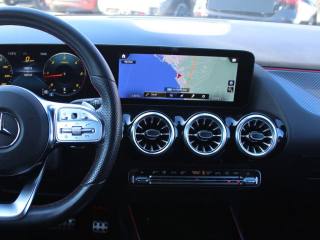 MERCEDES-BENZ B 180 usata, con Touch screen