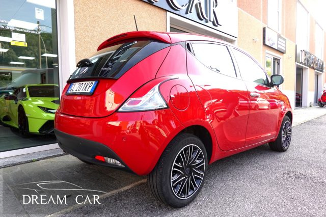 LANCIA Ypsilon usata, con Autoradio