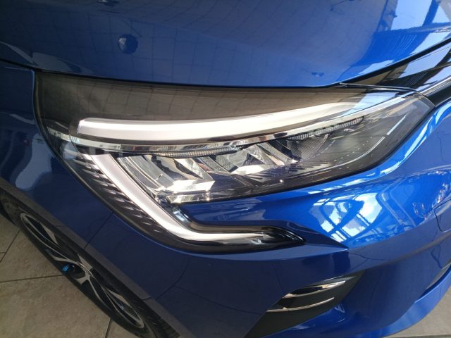 RENAULT Clio usata, con Fari LED