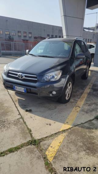 TOYOTA RAV 4 usata, con Fendinebbia