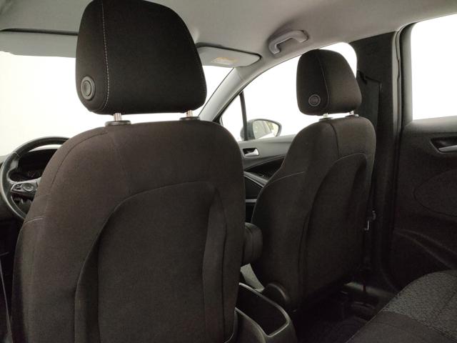 OPEL Crossland usata, con USB